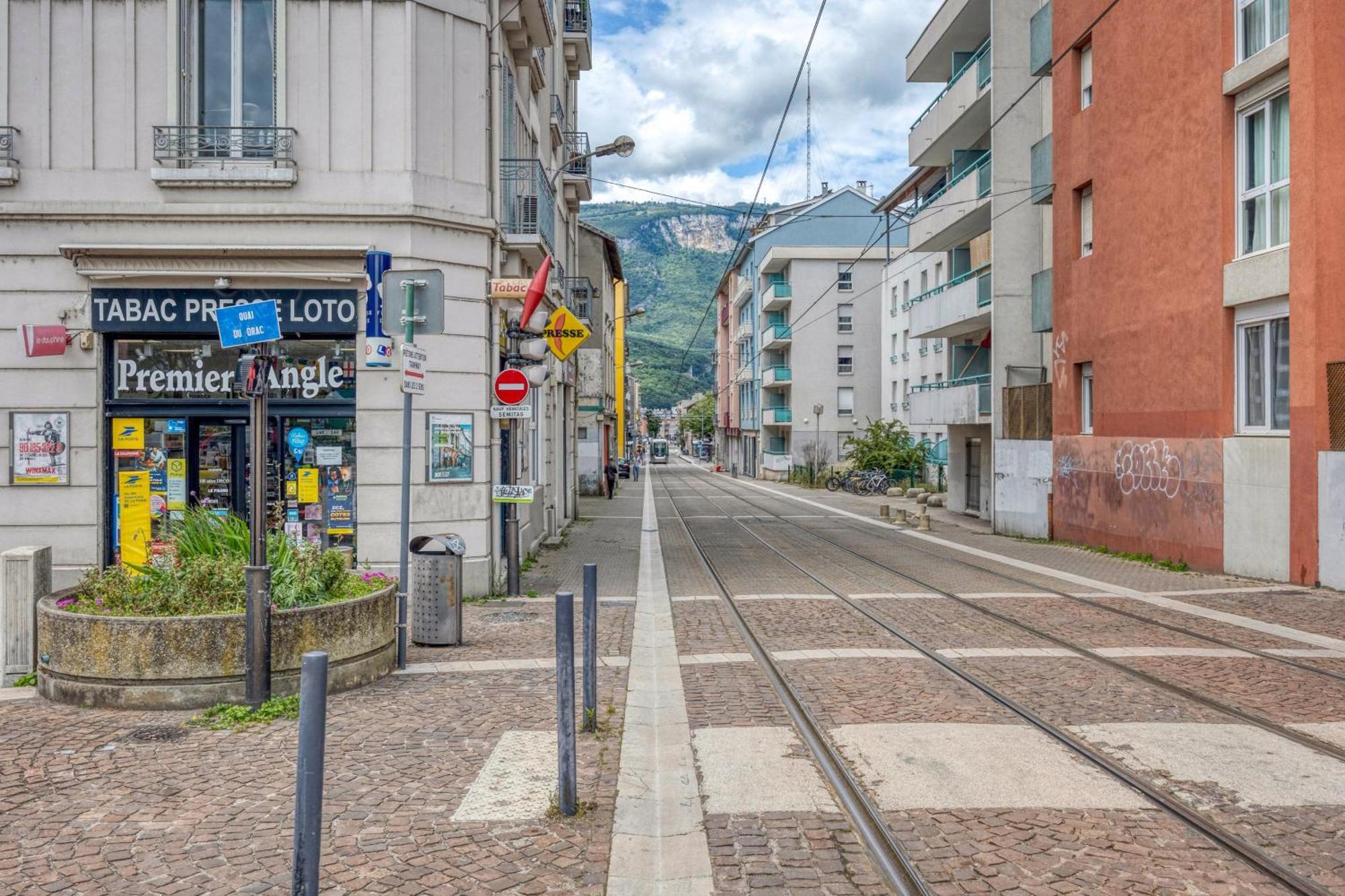 La Residentiel - Cea - Stmicro - Gare Daire Fontaine  Dış mekan fotoğraf