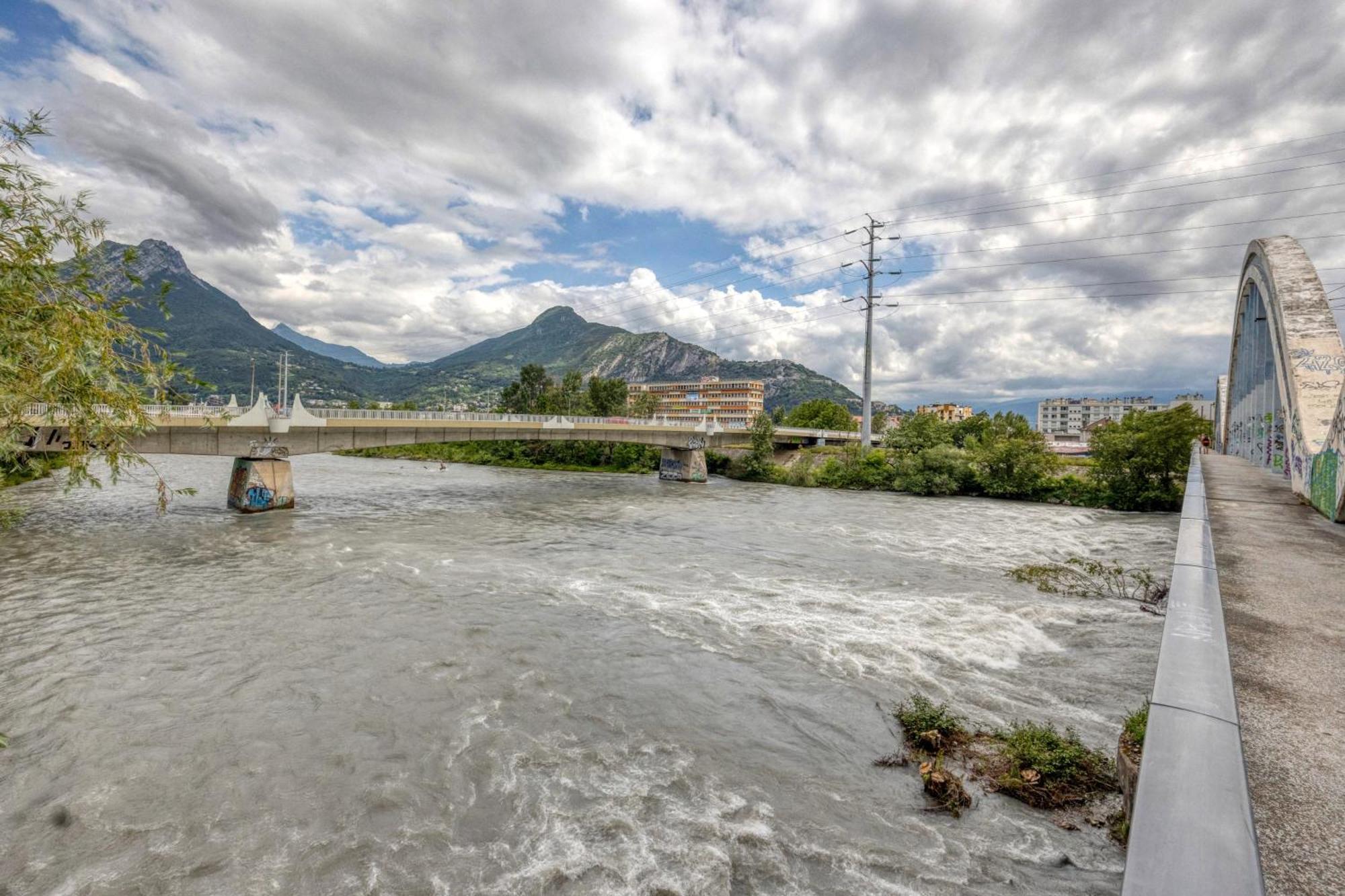 La Residentiel - Cea - Stmicro - Gare Daire Fontaine  Dış mekan fotoğraf